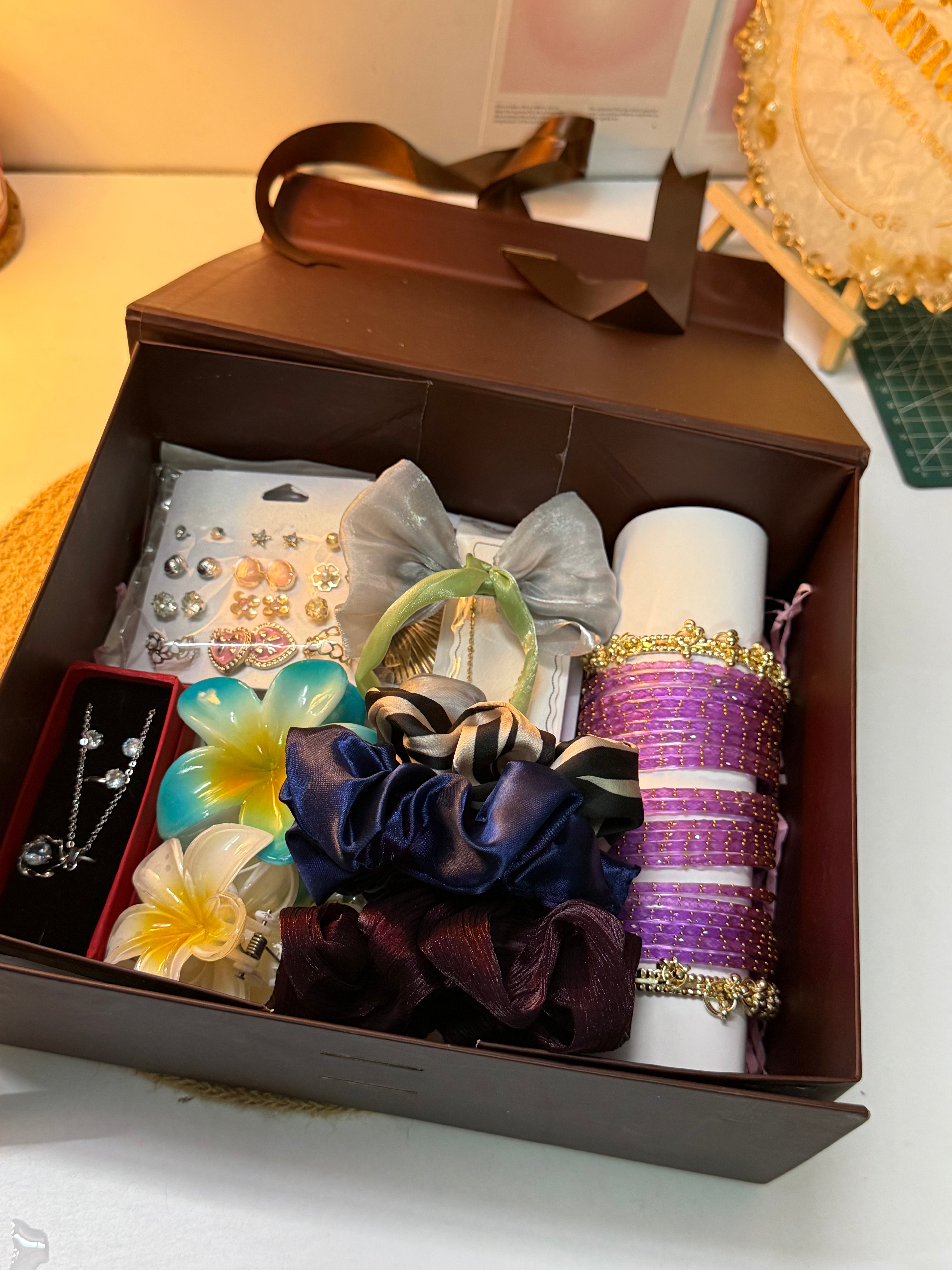 Love Hamper 18 products