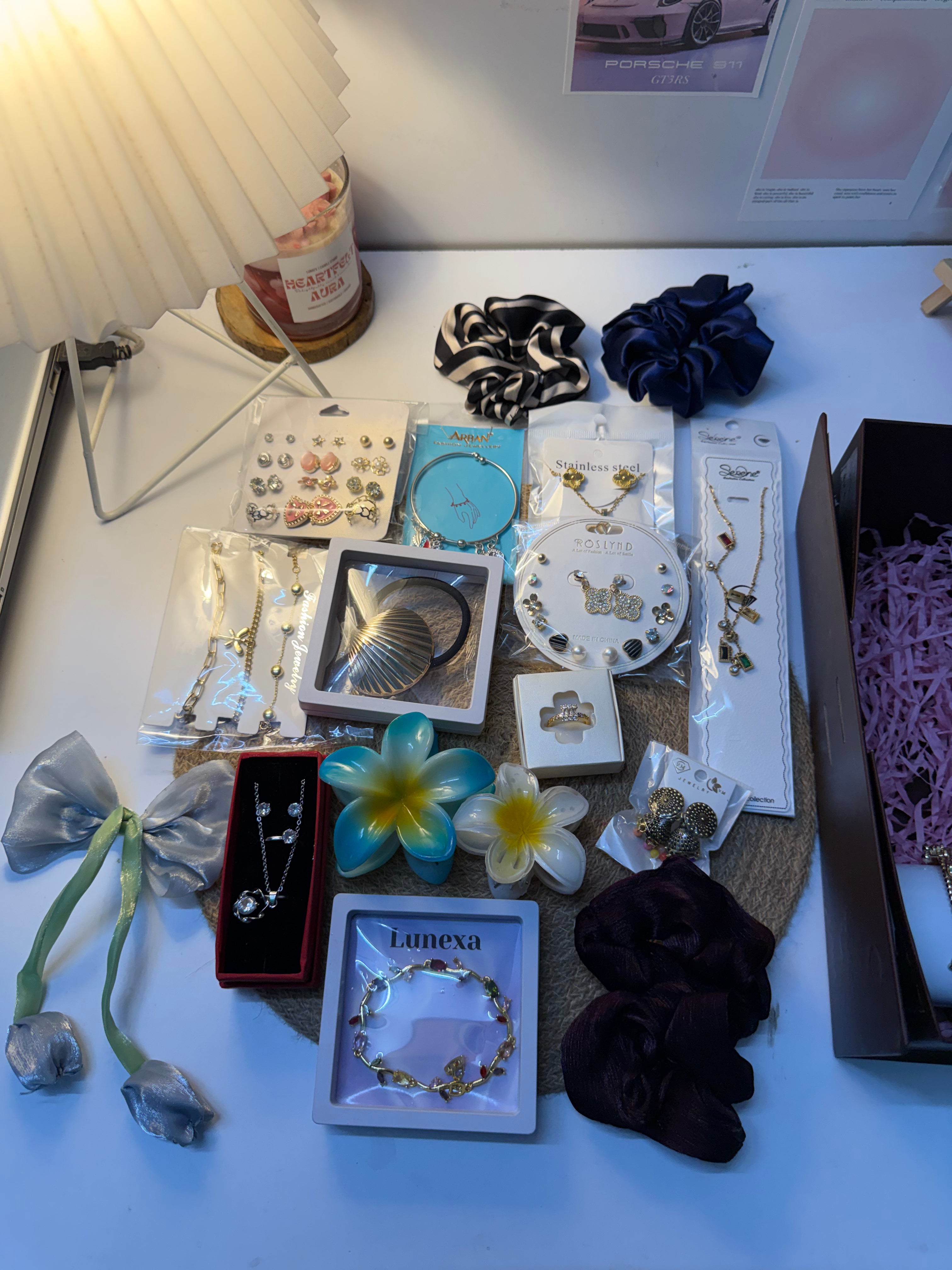 Love Hamper 18 products